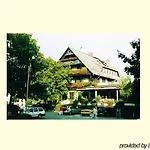 Invite Loewen Hotel 4*
