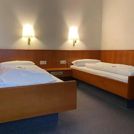 Hotel Invite Loewen 4*
