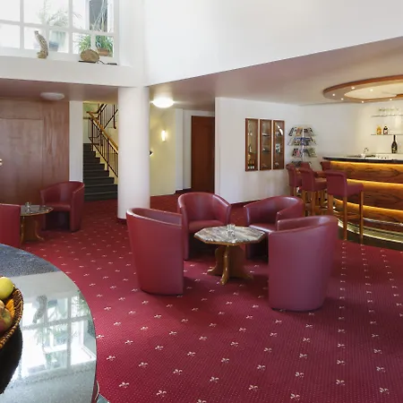 Hotel Invite Loewen 4*