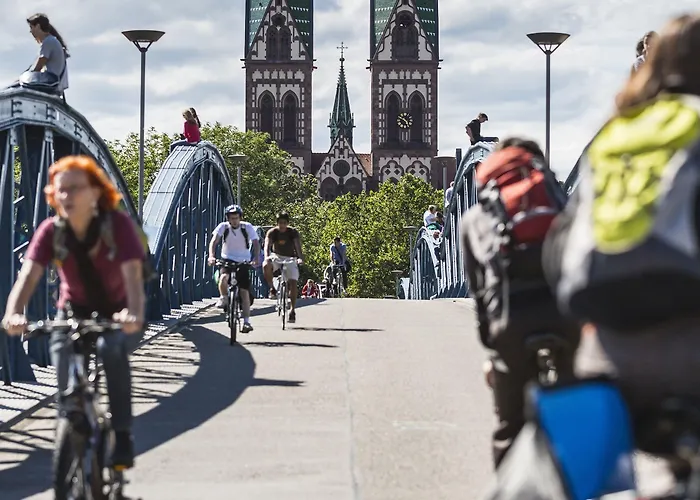 Invite Loewen Hotel 4*