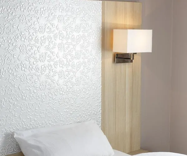 Hotel Invite Loewen 4*